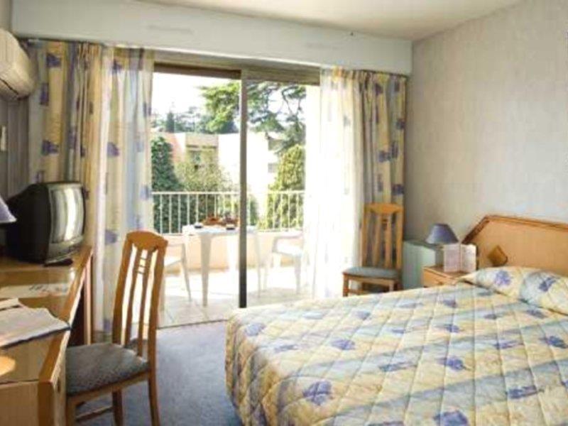 Hotel Beausejour カンヌ エクステリア 写真